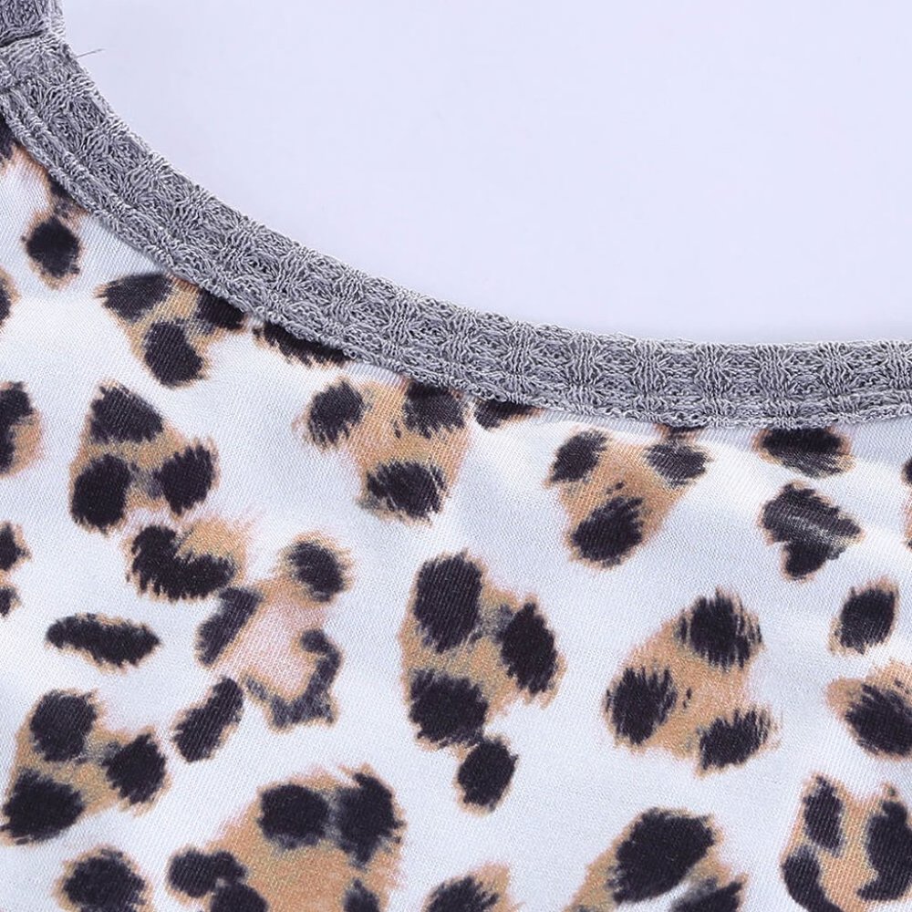 Leopard Spliced Flowy Ruched Tank - Picture 8 of 15